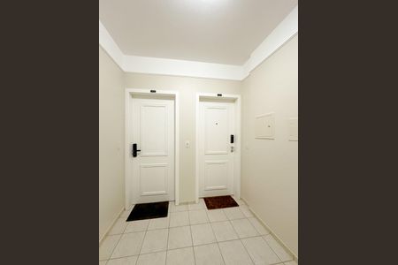 Apartamento para alugar com 110m², 3 quartos e 2 vagasHall social