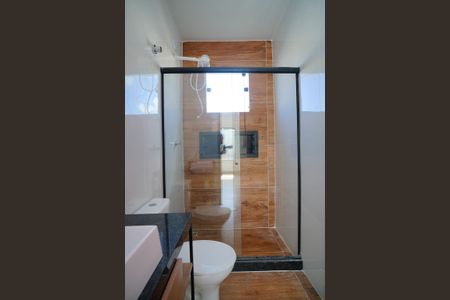 Casa para alugar com 80m², 2 quartos e sem vaga Casa para alugar com 80m², 2 quartos e sem vagaBanheiro Social