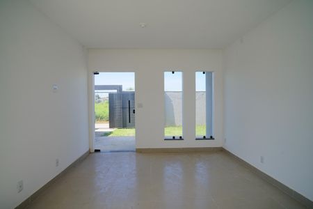 Casa para alugar com 80m², 2 quartos e sem vaga Casa para alugar com 80m², 2 quartos e sem vagaSala