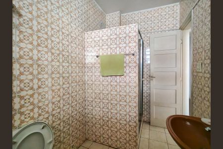 Apartamento à venda com 70m², 2 quartos e 1 vaga Apartamento à venda com 70m², 2 quartos e 1 vagaBanheiro Corredor