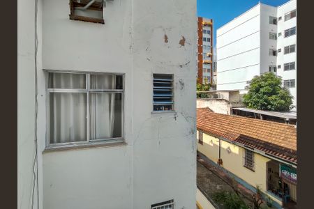 Apartamento à venda com 70m², 2 quartos e 1 vaga Apartamento à venda com 70m², 2 quartos e 1 vagaÁrea de Serviço