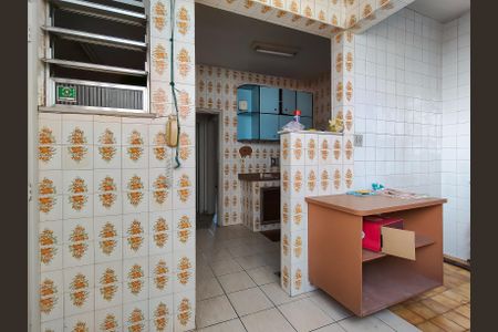 Apartamento à venda com 70m², 2 quartos e 1 vaga Apartamento à venda com 70m², 2 quartos e 1 vagaÁrea de Serviço