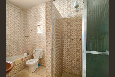 Apartamento à venda com 70m², 2 quartos e 1 vaga Apartamento à venda com 70m², 2 quartos e 1 vagaBanheiro Corredor