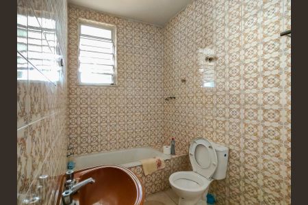 Apartamento à venda com 70m², 2 quartos e 1 vaga Apartamento à venda com 70m², 2 quartos e 1 vagaBanheiro Corredor