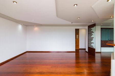 Apartamento à venda com 3 quartos, 125m² em Vila Suzana, São Paulo