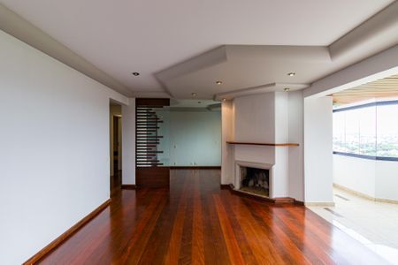 Apartamento à venda com 3 quartos, 125m² em Vila Suzana, São Paulo
