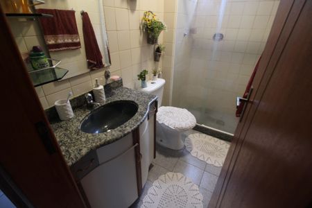 Apartamento para alugar com 57m², 2 quartos e 1 vagaBanheiro Social