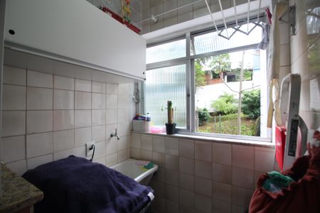 Apartamento para alugar com 57m², 2 quartos e 1 vagaÁrea de Serviço