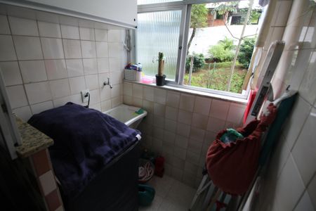 Apartamento para alugar com 57m², 2 quartos e 1 vagaÁrea de Serviço