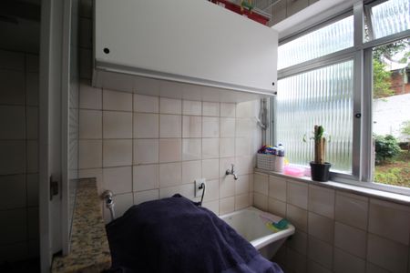 Apartamento para alugar com 57m², 2 quartos e 1 vagaÁrea de Serviço