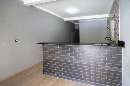 Sala/Cozinha  de casa para alugar com 1 quarto, 50m² em Vila Morse, São Paulo