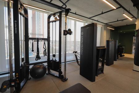 Studio para alugar com 30m², 1 quarto e sem vaga Studio para alugar com 30m², 1 quarto e sem vagaÁrea comum - Academia