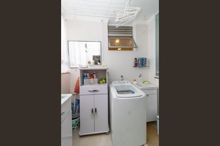 Apartamento à venda com 79m², 3 quartos e 1 vagaÁrea de Serviço