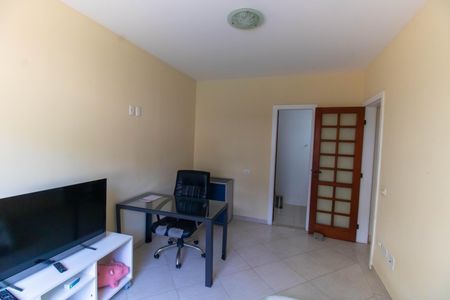 Casa à venda com 300m², 5 quartos e 2 vagas Casa à venda com 300m², 5 quartos e 2 vagasSuíte 1