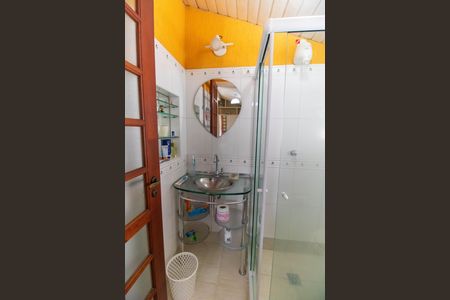 Casa à venda com 300m², 5 quartos e 2 vagas Casa à venda com 300m², 5 quartos e 2 vagasBanheiro da Suíte 2