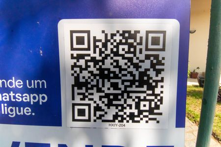 Casa à venda com 300m², 5 quartos e 2 vagas Casa à venda com 300m², 5 quartos e 2 vagasPlaquinha