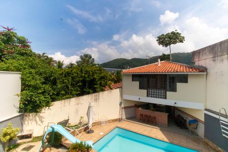 Casa à venda com 300m², 5 quartos e 2 vagas Casa à venda com 300m², 5 quartos e 2 vagasVista da Sala 2