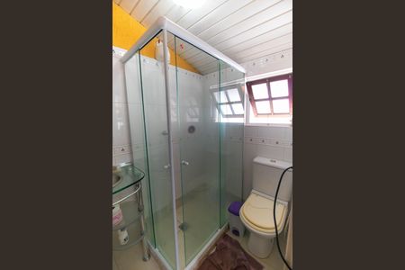 Casa à venda com 300m², 5 quartos e 2 vagas Casa à venda com 300m², 5 quartos e 2 vagasBanheiro da Suíte 2