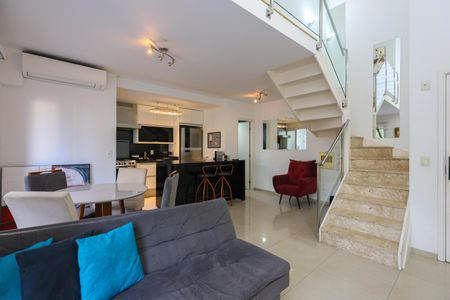 Apartamento à venda com 70m², 2 quartos e 2 vagas Apartamento à venda com 70m², 2 quartos e 2 vagasSala