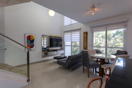 Apartamento à venda com 70m², 2 quartos e 2 vagas Apartamento à venda com 70m², 2 quartos e 2 vagasSala