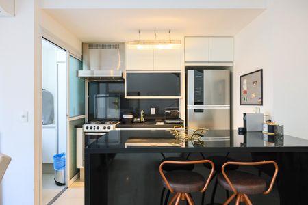 Apartamento à venda com 70m², 2 quartos e 2 vagas Apartamento à venda com 70m², 2 quartos e 2 vagasCozinha