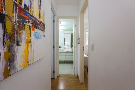 Apartamento à venda com 70m², 2 quartos e 2 vagas Apartamento à venda com 70m², 2 quartos e 2 vagasCorredor
