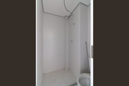 Banheiro de apartamento para alugar com 1 quarto, 33m² em Butantã, São Paulo