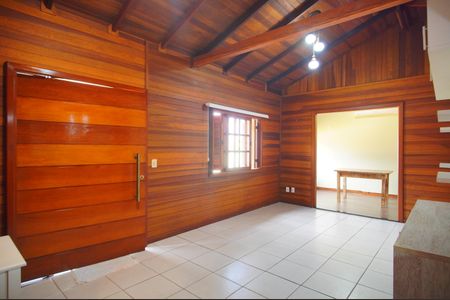 Casa para alugar com 180m², 3 quartos e 3 vagasSala