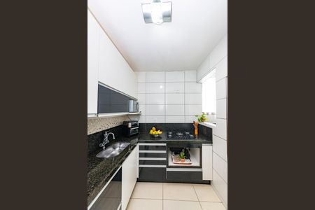 Apartamento à venda com 68m², 2 quartos e 1 vaga
