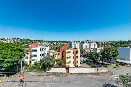 Apartamento à venda com 68m², 2 quartos e 1 vaga