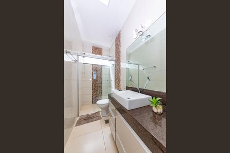 Apartamento à venda com 68m², 2 quartos e 1 vaga