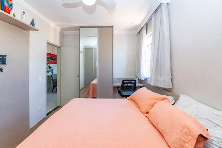 Apartamento à venda com 68m², 2 quartos e 1 vaga