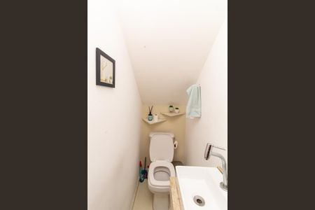 Casa para alugar com 72m², 2 quartos e 1 vagaLavabo