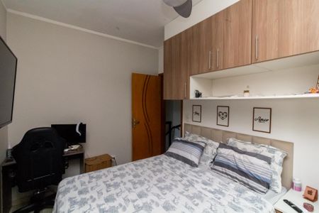 Casa para alugar com 72m², 2 quartos e 1 vagaQuarto 1