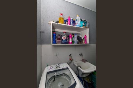 Casa para alugar com 72m², 2 quartos e 1 vagaÁrea de Serviço