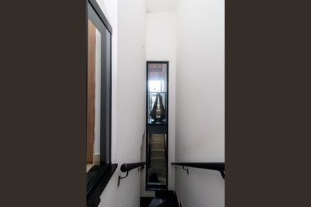 Casa para alugar com 72m², 2 quartos e 1 vagaEscada