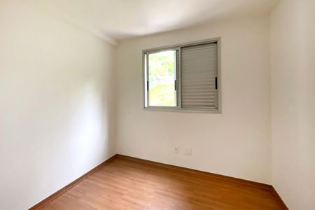 Apartamento à venda com 136m², 4 quartos e 3 vagas Apartamento à venda com 136m², 4 quartos e 3 vagasQuarto 3