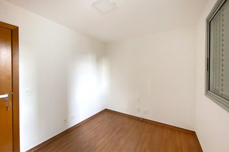 Apartamento à venda com 136m², 4 quartos e 3 vagas Apartamento à venda com 136m², 4 quartos e 3 vagasQuarto 4