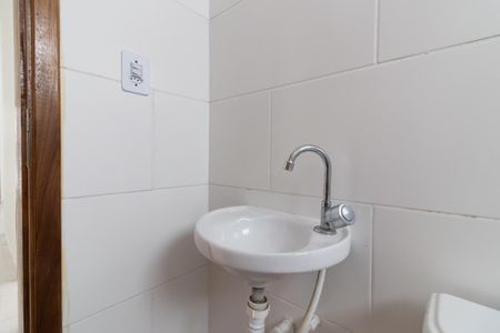 Apartamento para alugar com 45m², 2 quartos e sem vagaBanheiro