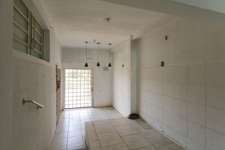 Casa à venda com 300m², 2 quartos e sem vagaÁrea externa