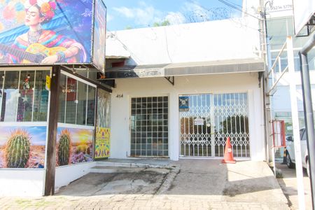 Casa à venda com 300m², 2 quartos e sem vagaFachada