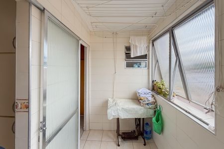 Apartamento à venda com 132m², 3 quartos e 1 vagaÁrea de Serviço