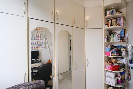 Apartamento à venda com 62m², 3 quartos e 1 vagaQuarto 2