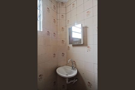 Casa para alugar com 60m², 2 quartos e sem vagaBanheiro