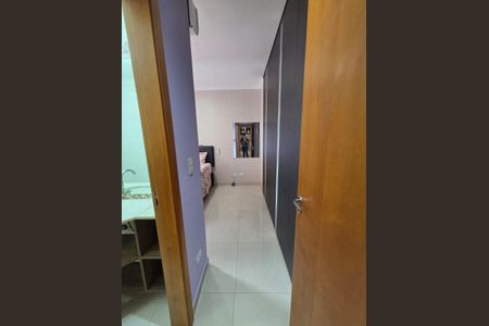 Apartamento para alugar com 65m², 2 quartos e 1 vaga Apartamento para alugar com 65m², 2 quartos e 1 vagaQuarto