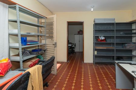 Casa à venda com 331m², 5 quartos e 4 vagasSala do Subsolo