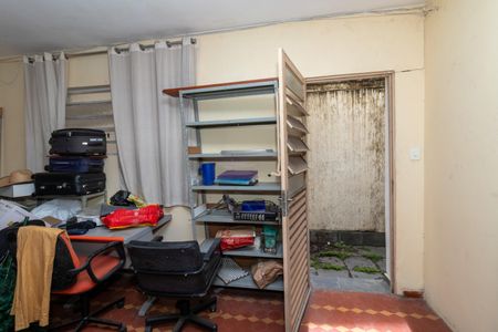 Casa à venda com 331m², 5 quartos e 4 vagasSala do Subsolo