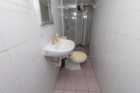 Casa à venda com 331m², 5 quartos e 4 vagasBanheiro do Subsolo
