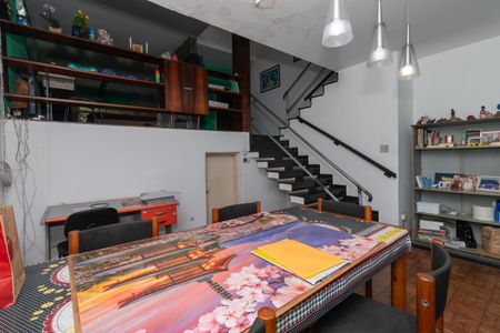 Casa à venda com 331m², 5 quartos e 4 vagasSala de Jantar