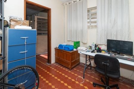 Casa à venda com 331m², 5 quartos e 4 vagasQuarto do Subsolo